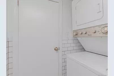 305 E 108th Street #4B, New York, NY 10029 - Photo 11