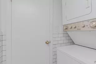 305 E 108th St, New York, NY 10029 - Photo 11