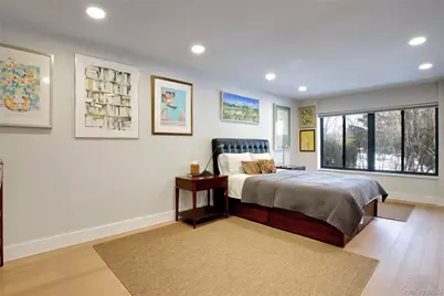 6 Frost Pond Drive, Roslyn, NY 11576 - Photo 15