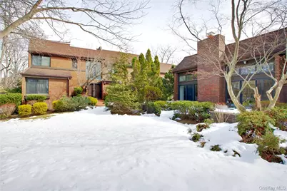 6 Frost Pond Drive, Roslyn, NY 11576 - Photo 27