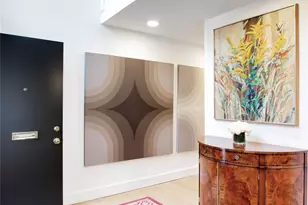 6 Frost Pond Dr, Roslyn, NY 11576 - Photo 5