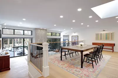 6 Frost Pond Drive, Roslyn, NY 11576 - Photo 11