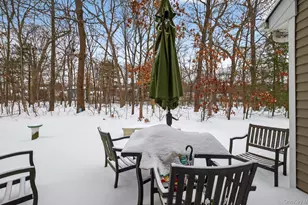 31 Daremy Cir, Medford, NY 11763 - Photo 25