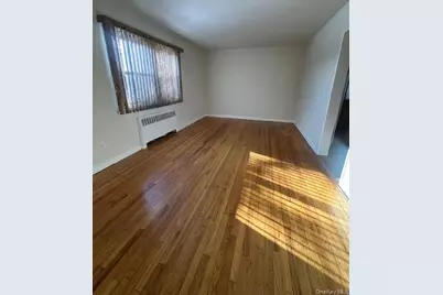 133-22 Laurelton Parkway #Lower, Rosedale, NY 11422 - Photo 7