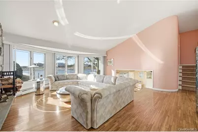 3094 Riverside Drive, Wantagh, NY 11793 - Photo 13