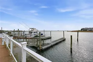 3094 Riverside Dr, Wantagh, NY 11793 - Photo 3