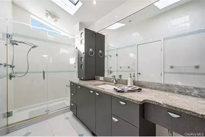 3094 Riverside Drive, Wantagh, NY 11793 - Photo 27