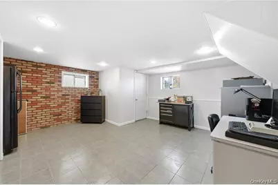 3094 Riverside Drive, Wantagh, NY 11793 - Photo 35