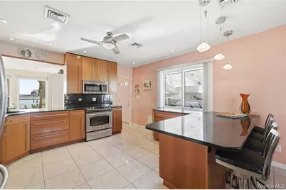 3094 Riverside Drive, Wantagh, NY 11793 - Photo 21