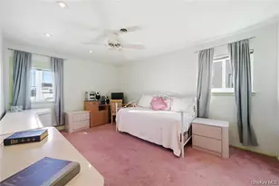 3094 Riverside Dr, Wantagh, NY 11793 - Photo 29