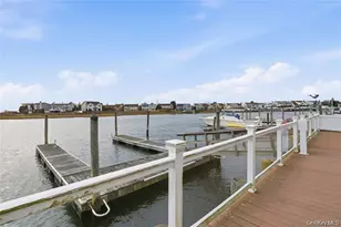 3094 Riverside Dr, Wantagh, NY 11793 - Photo 9