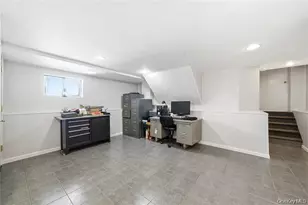 3094 Riverside Dr, Wantagh, NY 11793 - Photo 33