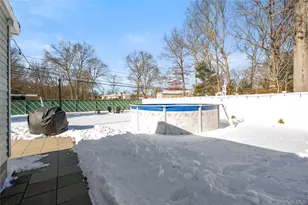 144 Avenue A, Holbrook, NY 11741 - Photo 31