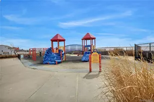 3 Sperry St W, East Rockaway, NY 11518 - Photo 21