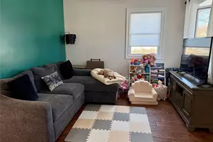 3 Sperry St W, East Rockaway, NY 11518 - Photo 9