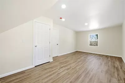 138 Calvert Avenue, Ronkonkoma, NY 11779 - Photo 23