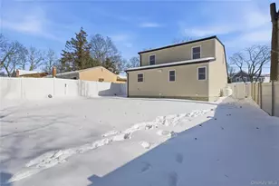 138 Calvert Ave, Ronkonkoma, NY 11779 - Photo 27