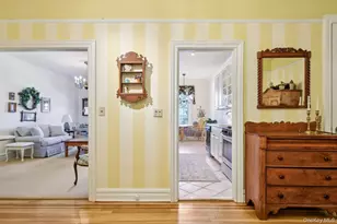 12 Hamilton Pl, Garden City, NY 11530 - Photo 3