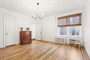 12 Hamilton Pl, Garden City, NY 11530 - Photo 17