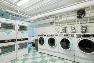 12 Hamilton Pl, Garden City, NY 11530 - Photo 21