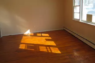 334 Robbins St, Lindenhurst, NY 11757 - Photo 3