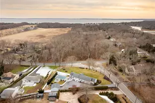 735 Reeve Ave, Mattituck, NY 11952 - Photo 47