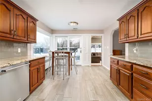 735 Reeve Ave, Mattituck, NY 11952 - Photo 23