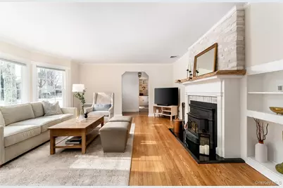 735 Reeve Avenue, Mattituck, NY 11952 - Photo 13