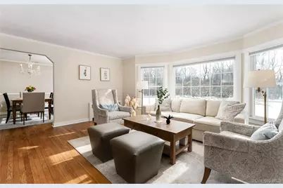 735 Reeve Avenue, Mattituck, NY 11952 - Photo 11