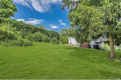 25 Valentine Avenue, Huntington, NY 11743 - Photo 15