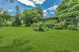 25 Valentine Ave, Huntington, NY 11743 - Photo 13