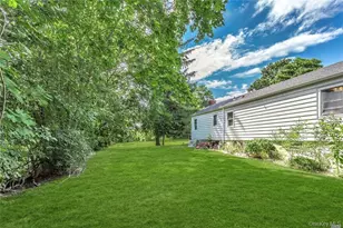 25 Valentine Ave, Huntington, NY 11743 - Photo 11