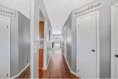 23 Gazebo Lane, Holtsville, NY 11742 - Photo 3