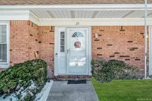 23 Gazebo Ln, Holtsville, NY 11742 - Photo 25