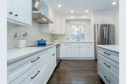 16 Underhill Road, Glen Head, NY 11545 - Photo 5