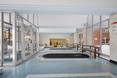 54-40 Little Neck Parkway #6G, Little Neck, NY 11362 - Photo 5