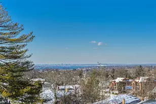 54-40 Little Neck Pkwy, Little Neck, NY 11362 - Photo 21