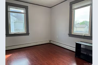 39 Crescent Place, Middletown, NY 10940 - Photo 5