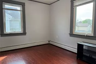 39 Crescent Pl, Middletown, NY 10940 - Photo 5