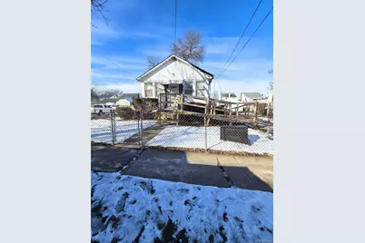 27 Midwood Street, Hempstead, NY 11550 - Photo 1