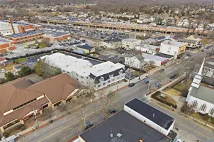 180 Deer Park Ave, Babylon, NY 11702 - Photo 21