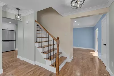 23 Catherwood Crescent, Melville, NY 11747 - Photo 5