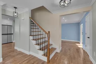 23 Catherwood Crescent, Melville, NY 11747 - Photo 5