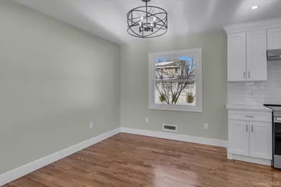 23 Catherwood Crescent, Melville, NY 11747 - Photo 9