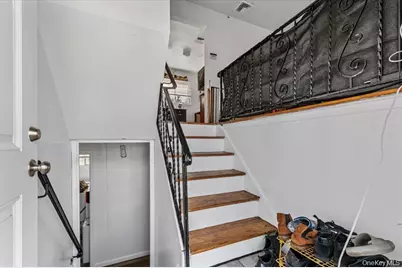 22 Hudson Place, Hempstead, NY 11550 - Photo 3