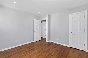 3103 Falcon Ave, Medford, NY 11763 - Photo 15