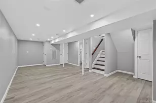 3103 Falcon Ave, Medford, NY 11763 - Photo 21