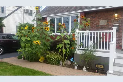 3589 Naomi Place, Seaford, NY 11783 - Photo 5