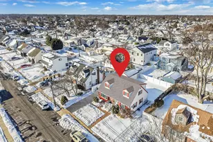 3589 Naomi Pl, Seaford, NY 11783 - Photo 3