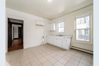 236 Mansion Street #1, Poughkeepsie, NY 12601 - Photo 9